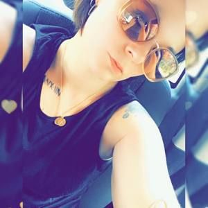 Meet your Posher, Alexandra